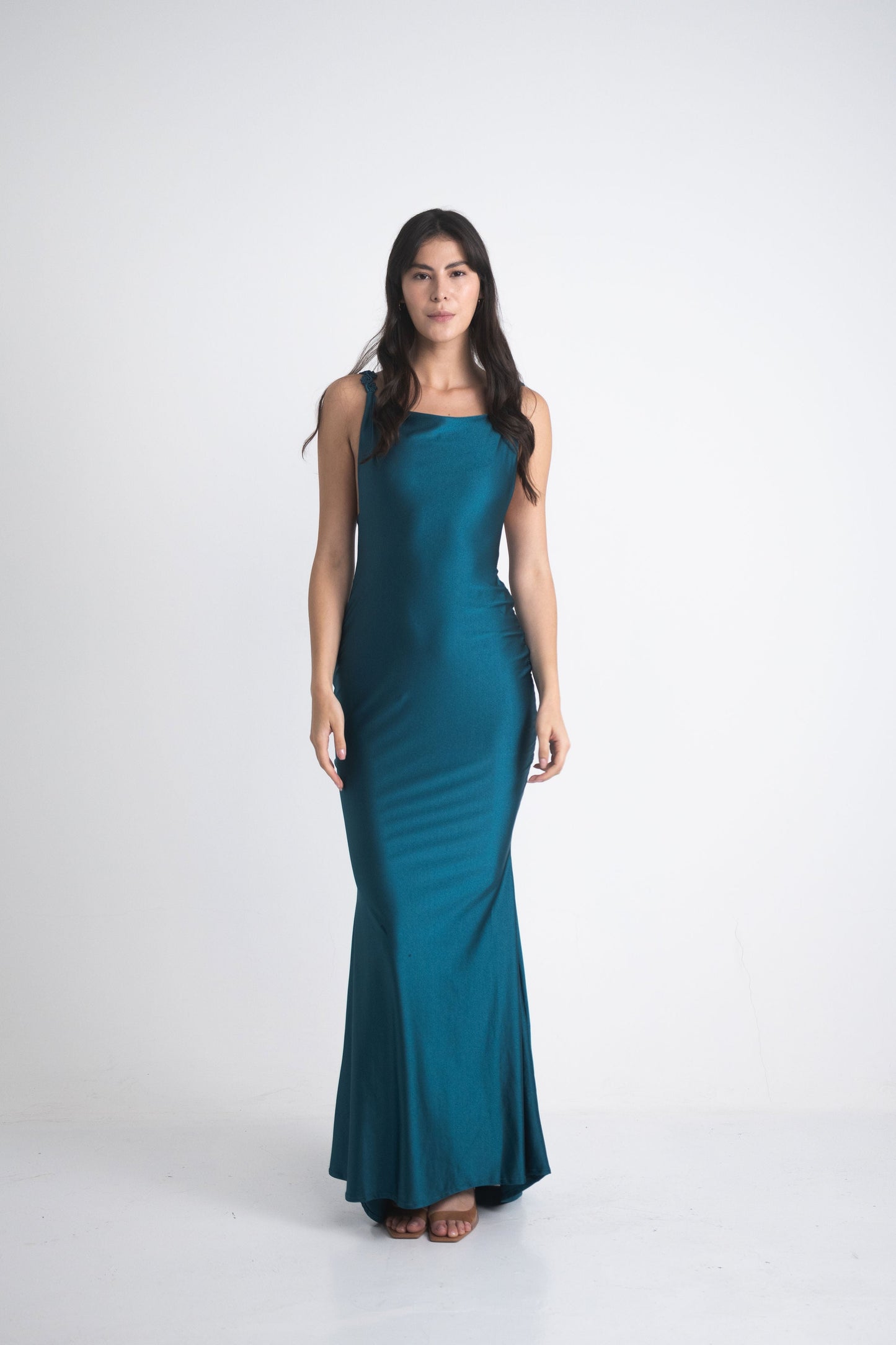 VESTIDO INTRIGA